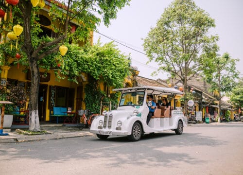 Top 10 destinations & adventure travel trips